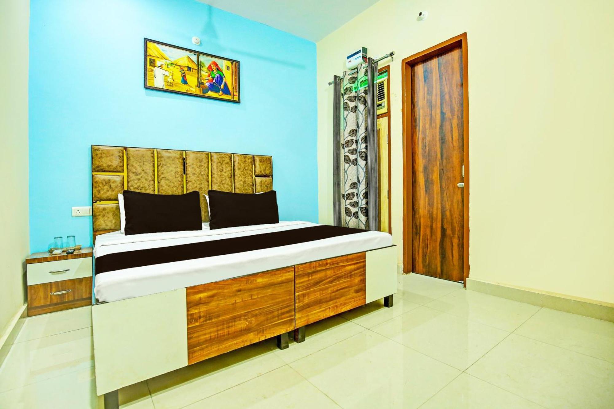 Super Hotel O Sirsa Hotel & Guest House Bagian luar foto